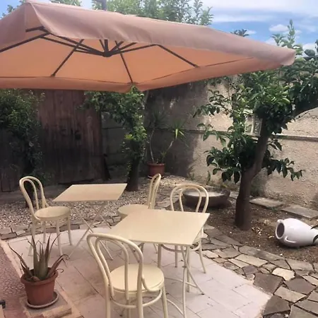 Musa Bed & Breakfast *